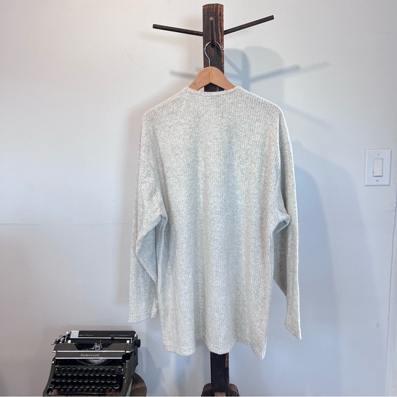 DIRECTION MEN 3 BUTTON SHIRT - Picture 4 of 8